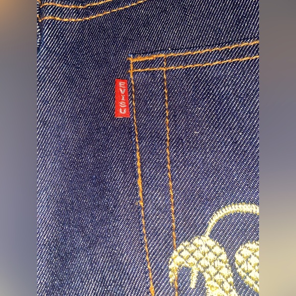 Evisu Dragon Jeans. Never Worn. Dm to make offers! - Picture 4 of 4